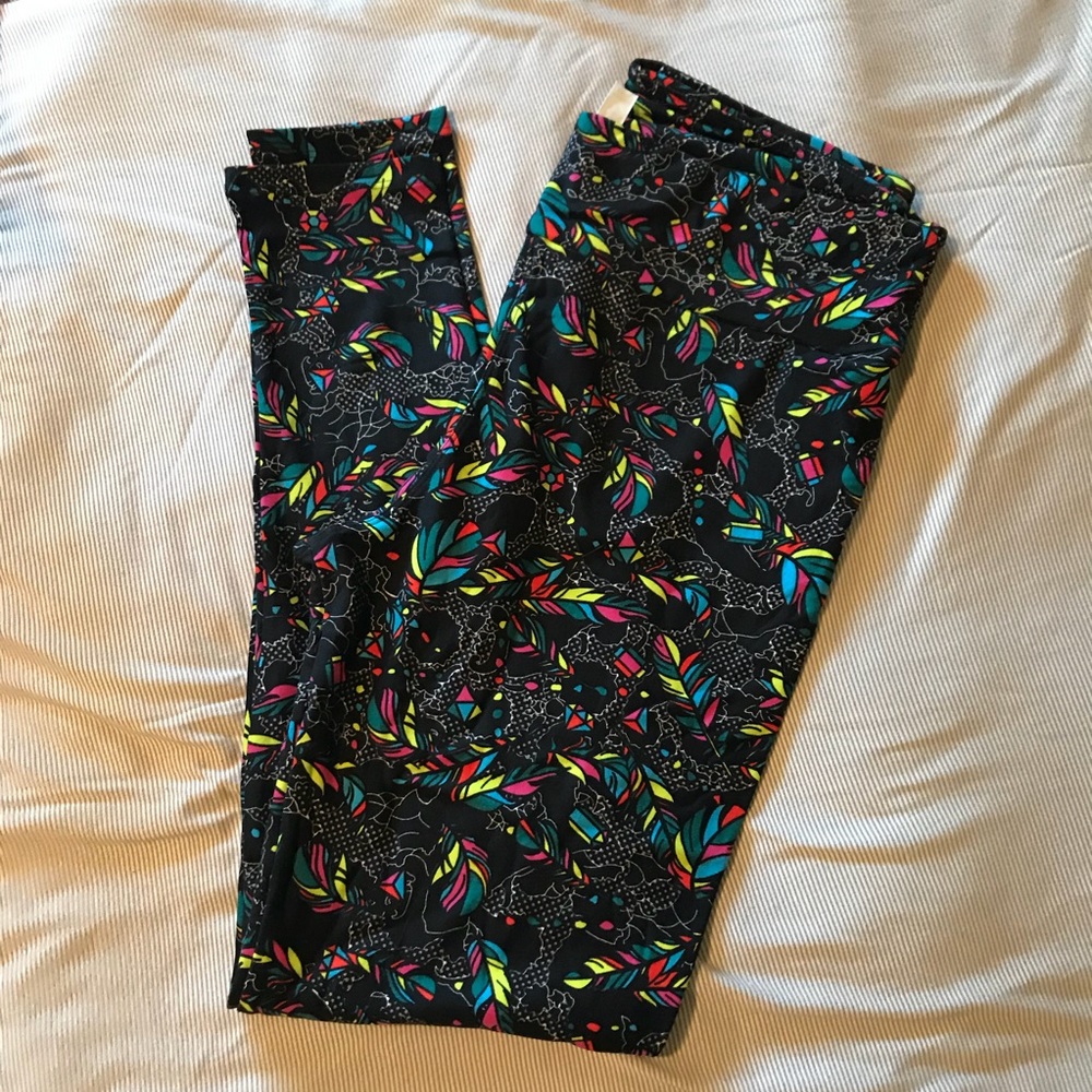 ⭐️ LulaRoe TC leggings ⭐️